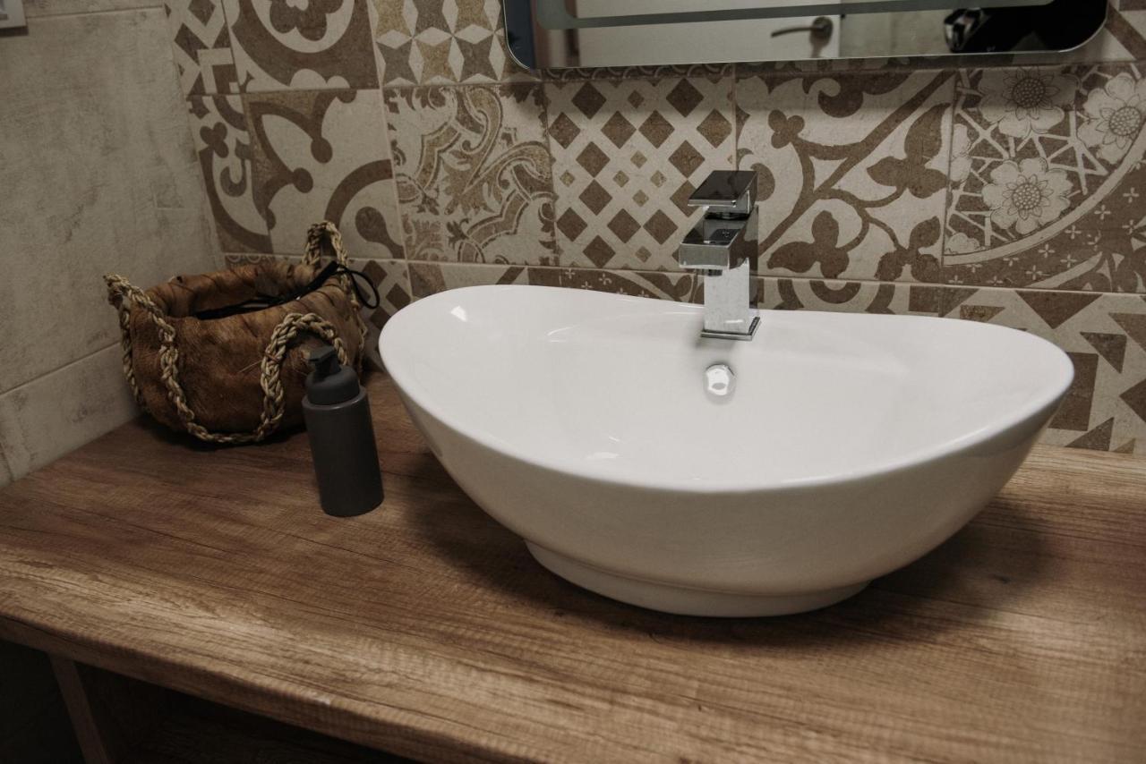 Modern Apartment Novi Sad Bagian luar foto